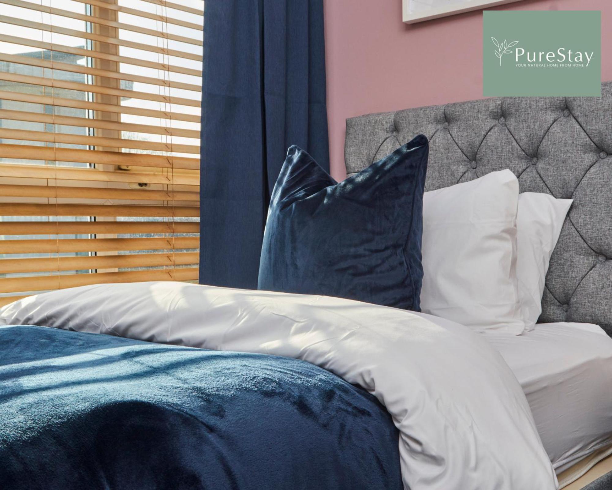 Superb House Manchester Near Etihad With Free Parking Sleeps 8 Exterior foto
