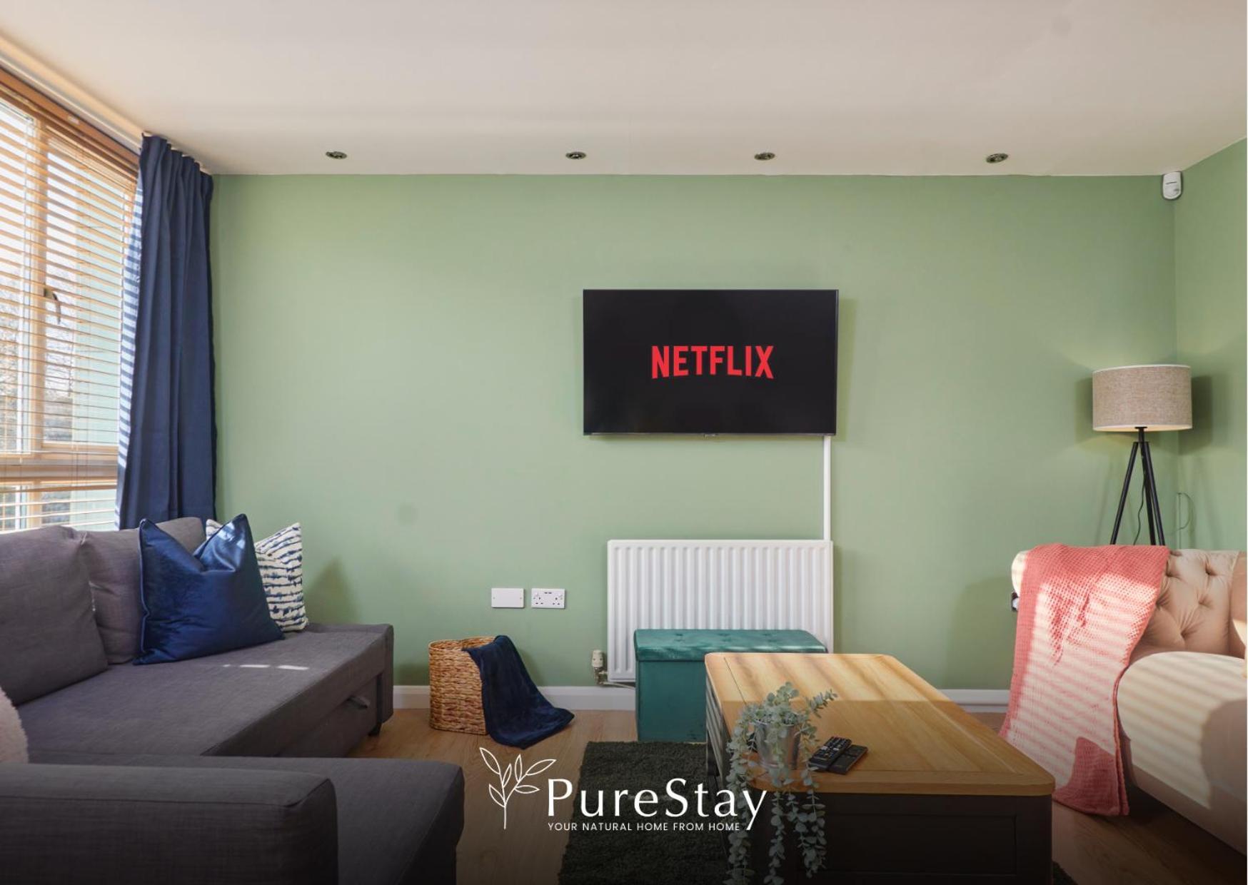 Superb House Manchester Near Etihad With Free Parking Sleeps 8 Exterior foto